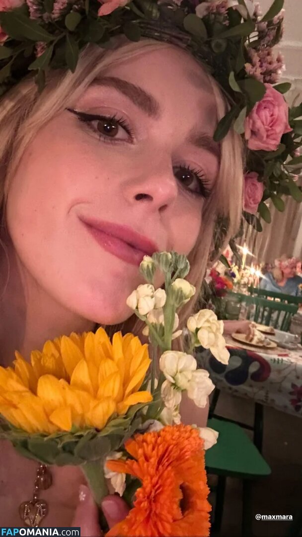 AdventuresSabrina / Kiernan Shipka / kiernanshipka Nu OnlyFans  Photo fuitée #51