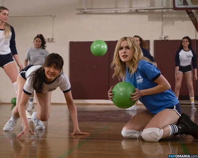 AdventuresSabrina / Kiernan Shipka / kiernanshipka Nu OnlyFans  Photo fuitée #469