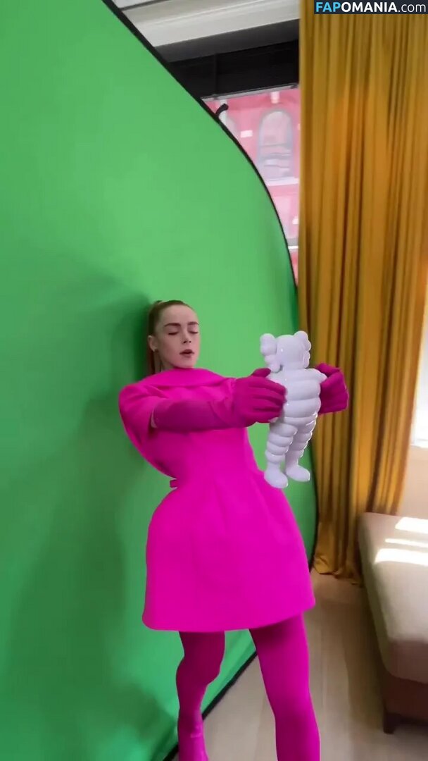 AdventuresSabrina / Kiernan Shipka / kiernanshipka Nu OnlyFans  Photo fuitée #518