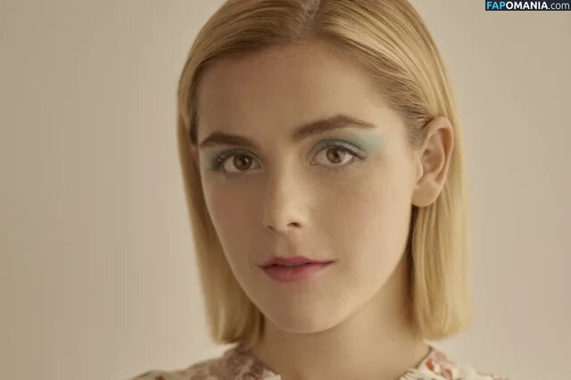 AdventuresSabrina / Kiernan Shipka / kiernanshipka Nu OnlyFans  Photo fuitée #715