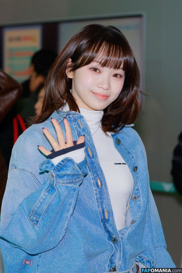 Kim Chaewon / _chaechae_1 / 김채원 Le Sserafim Nu OnlyFans  Photo fuitée #4