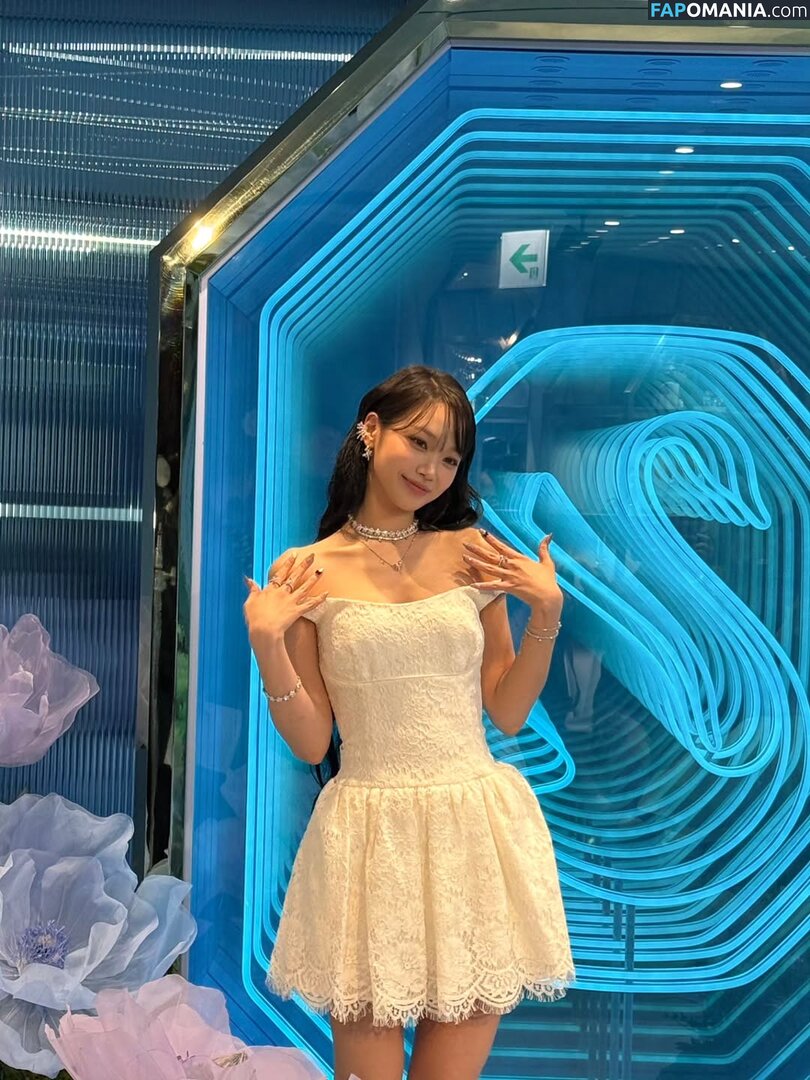 Kim Chaewon / _chaechae_1 / 김채원 Le Sserafim Nu OnlyFans  Photo fuitée #53