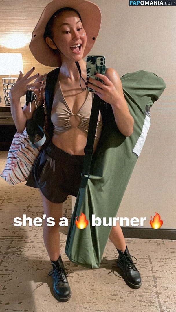 Kimiko Glenn / https: / kimikoglenn Nu OnlyFans  Photo fuitée #26