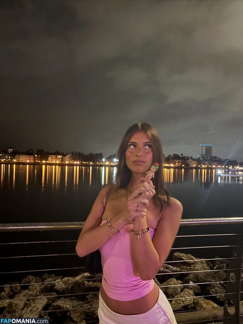 Kiran Soltes / kiranalexiss Nu OnlyFans  Photo fuitée #1