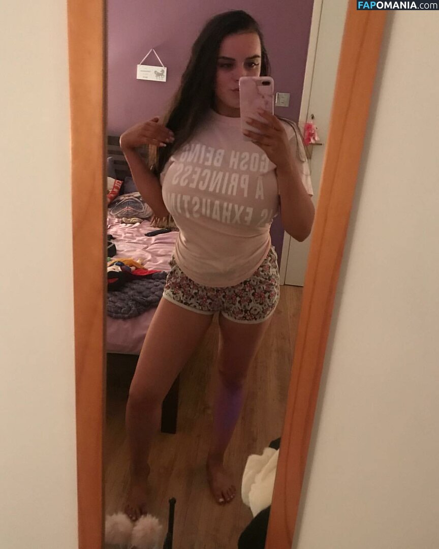 Kirsty Brittain / kbr_itt / kirstayyyxx Nu OnlyFans  Photo fuitée #9