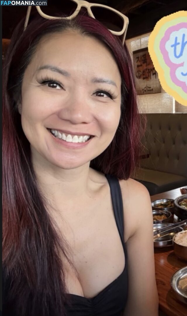 Kitsunekuma Nu OnlyFans  Photo fuitée #1