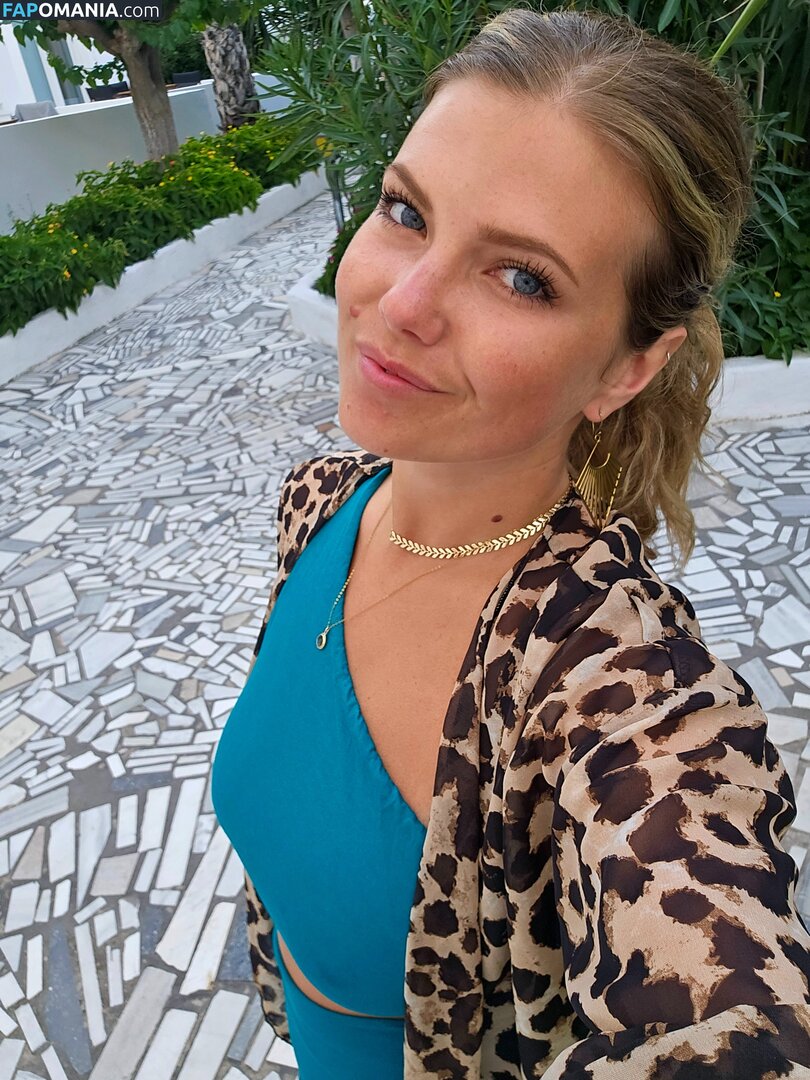 Kosmickate / Sunshinekate / kosmickatee Nu OnlyFans  Photo fuitée #6