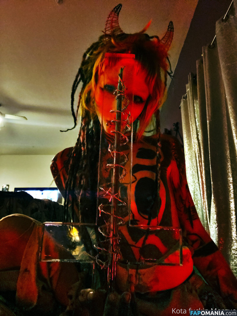 kota_morgue / misspredator666 / rottenmorgue Nu OnlyFans  Photo fuitée #30