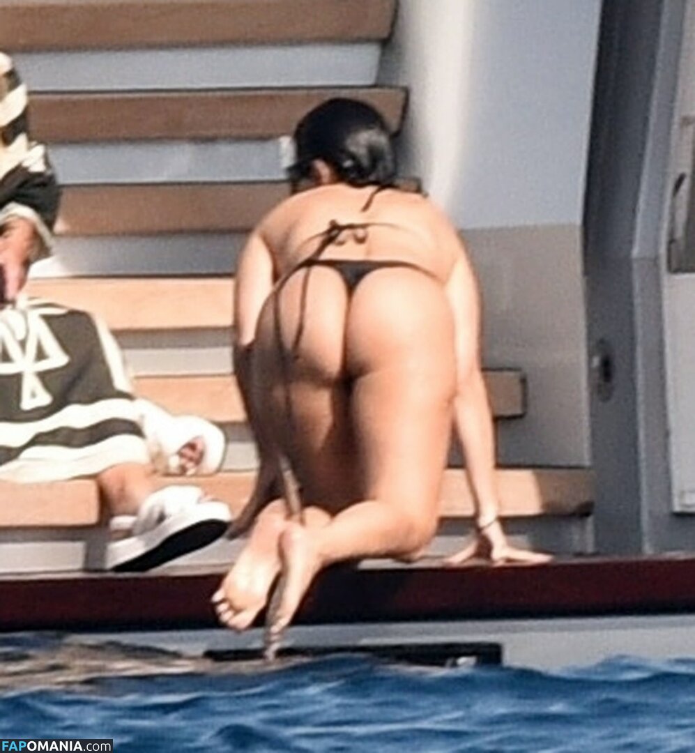 Kourtney Kardashian / kourtneykardash Nu OnlyFans  Photo fuitée #84