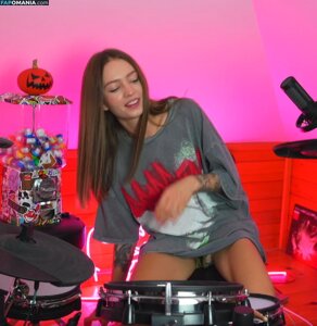 Kriss Drummer / Kristina Rybalchenko / kriss_drummer Nu OnlyFans  Photo fuitée #2