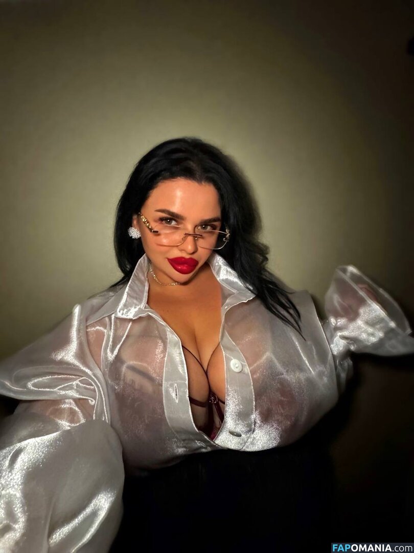 https: / kristina_doru Nu OnlyFans  Photo fuitée #7