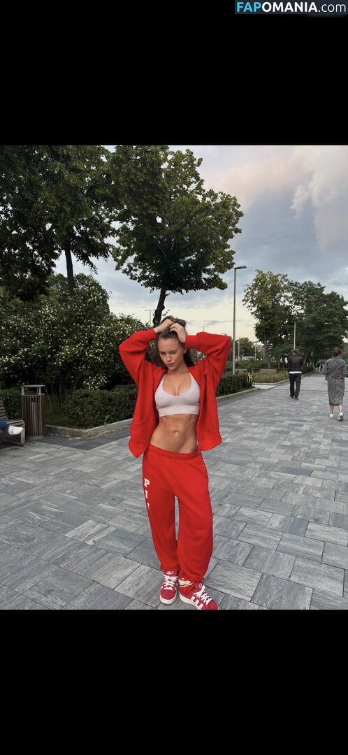 Kristyna Shmidt Nu OnlyFans  Photo fuitée #1