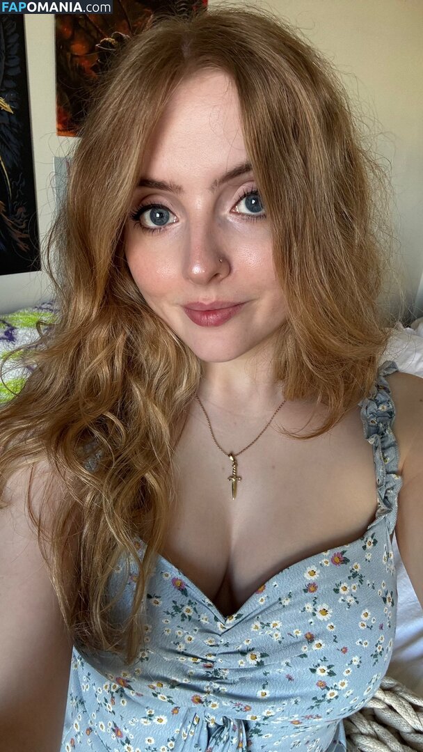 Krystal / Krysttl / Krysttlxd Nu OnlyFans  Photo fuitée #1