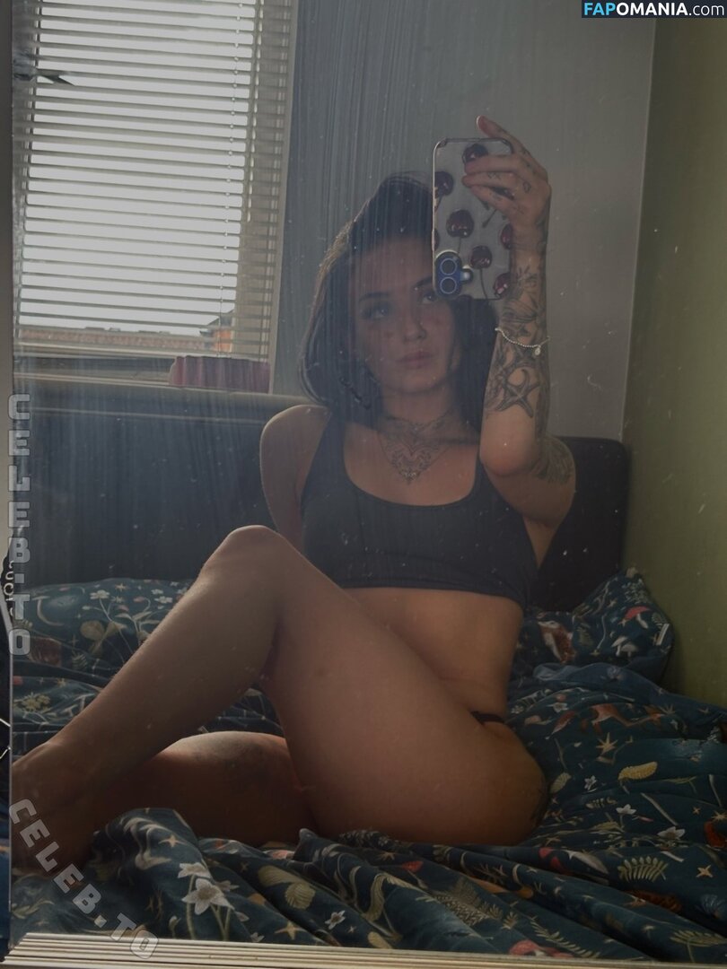 https: / kstevensonof / kstevensonofficial Nu OnlyFans  Photo fuitée #1
