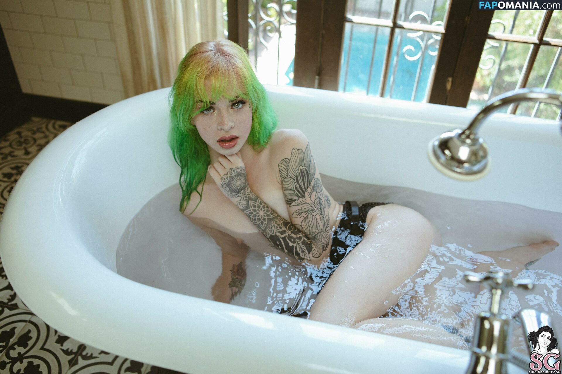 Kuroha / Kurohasuicide / kurohabh Nu OnlyFans  Photo fuitée #3