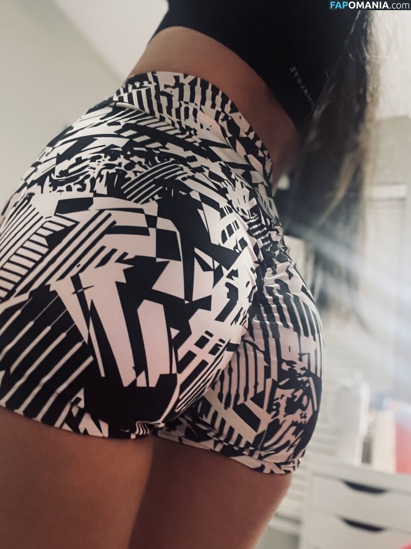 Kylee Carter / justfoxii / kyleecarterrr Nu OnlyFans  Photo fuitée #259