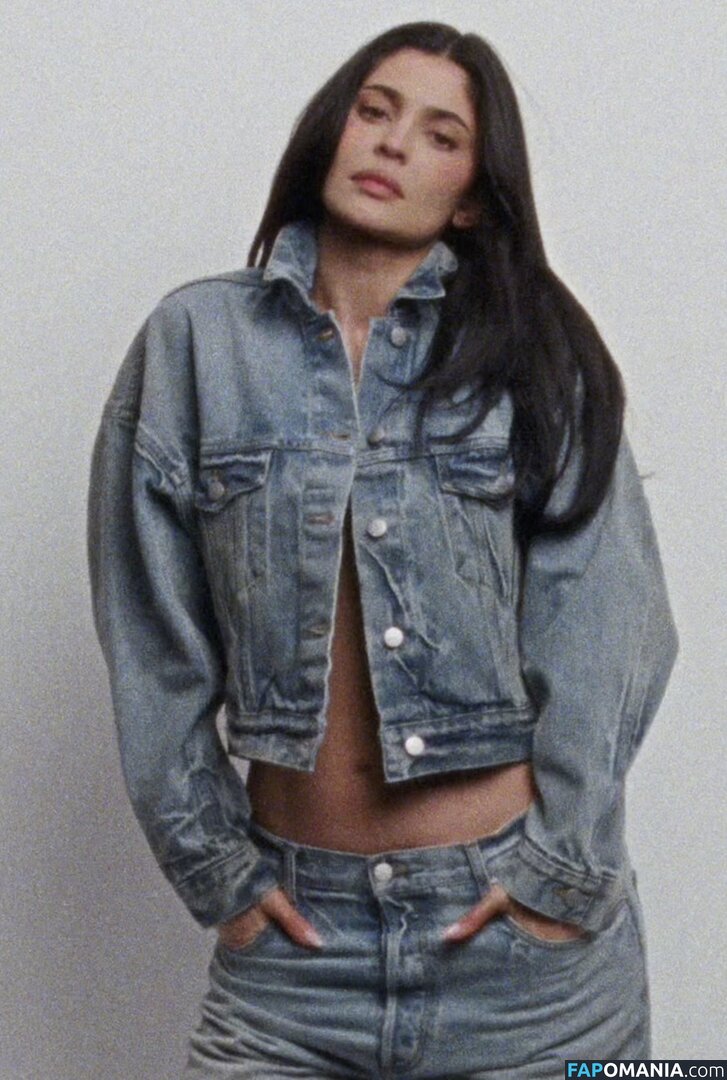 Kylie Jenner / kyliejenner / kyliejenner.2 Nu OnlyFans  Photo fuitée #59