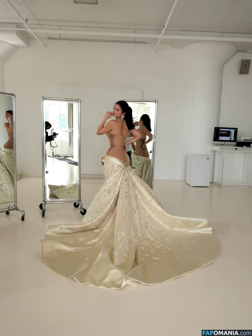 Kylie Jenner / https: / kyliejenner / kyliejenner.2 Nu OnlyFans  Photo fuitée #84
