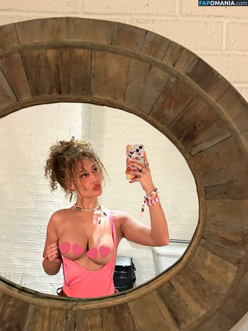Kylie The Bunny Nu OnlyFans  Photo fuitée #1
