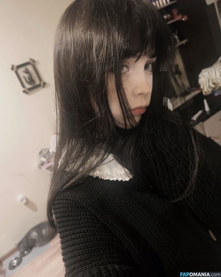 Kzuuki / https: / kzuuki_ / kzuukii / kzuukin Nu OnlyFans  Photo fuitée #2