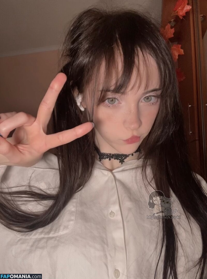 Kzuuki / https: / kzuuki_ / kzuukii / kzuukin Nu OnlyFans  Photo fuitée #17