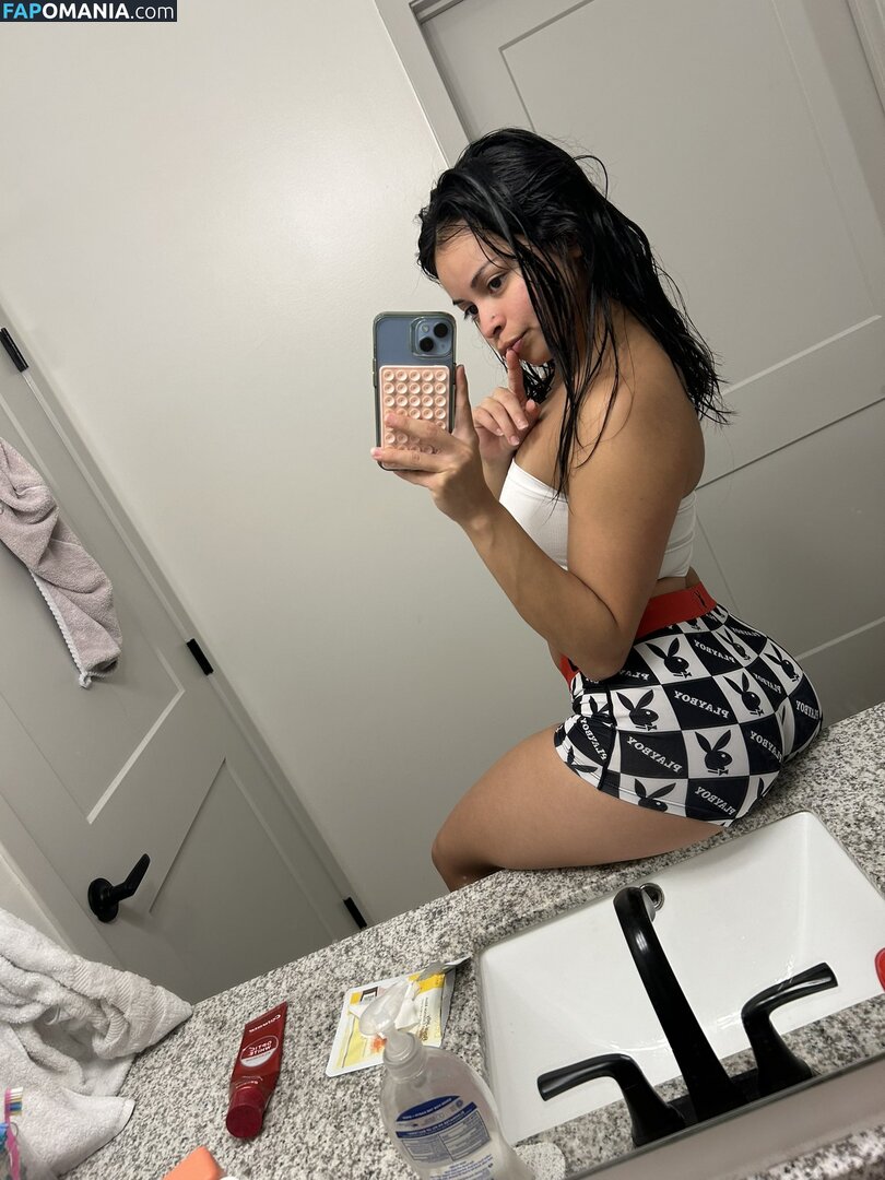 la.bella1466 / latinagataa Nu OnlyFans  Photo fuitée #16