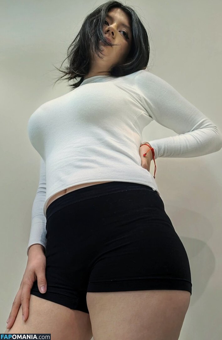 La Tia Ainix / ainix_txt Nu OnlyFans  Photo fuitée #1