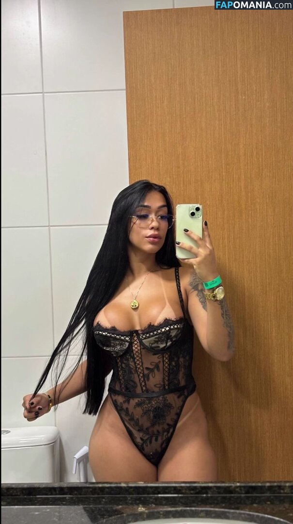 Laaismiranda_ / laaismiranda_7 Nu OnlyFans  Photo fuitée #2