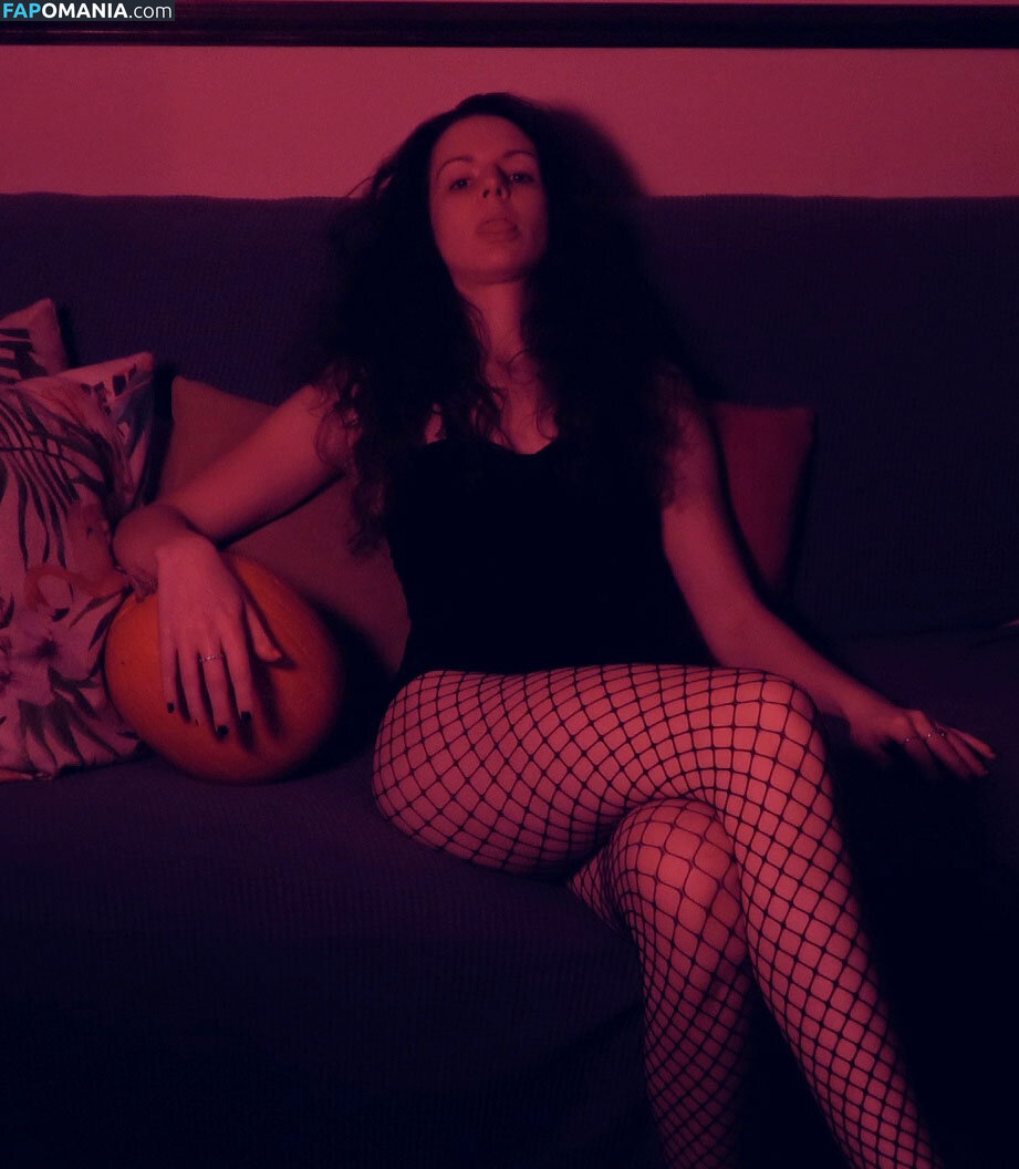 ASMR Attack / Lady ASMR / ladyasmr / sarahchubs Nu OnlyFans  Photo fuitée #15