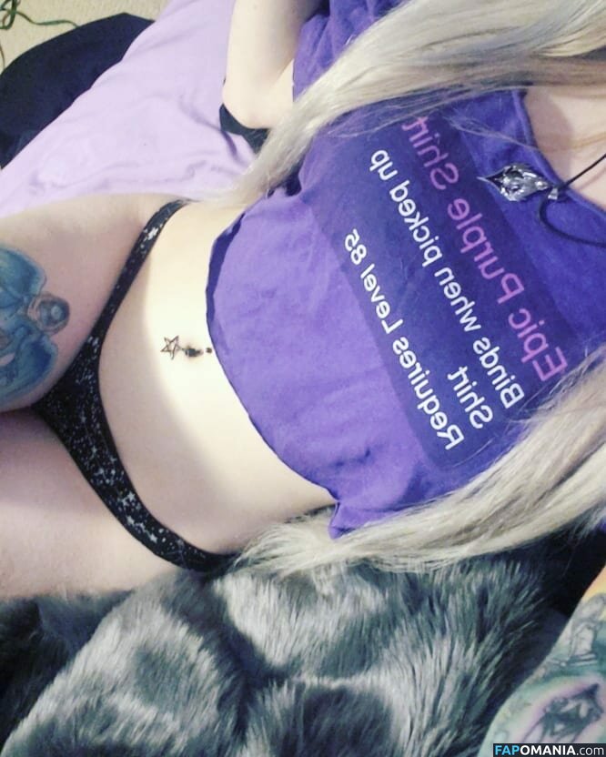 ladysurvival / ladysurvivalwow / onlyfungi Nu OnlyFans  Photo fuitée #12