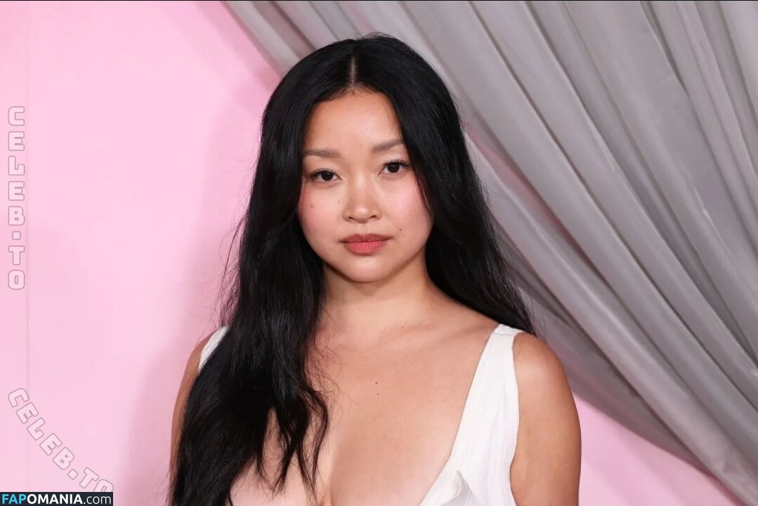 Lana Condor / https: / lanacondor Nu OnlyFans  Photo fuitée #1