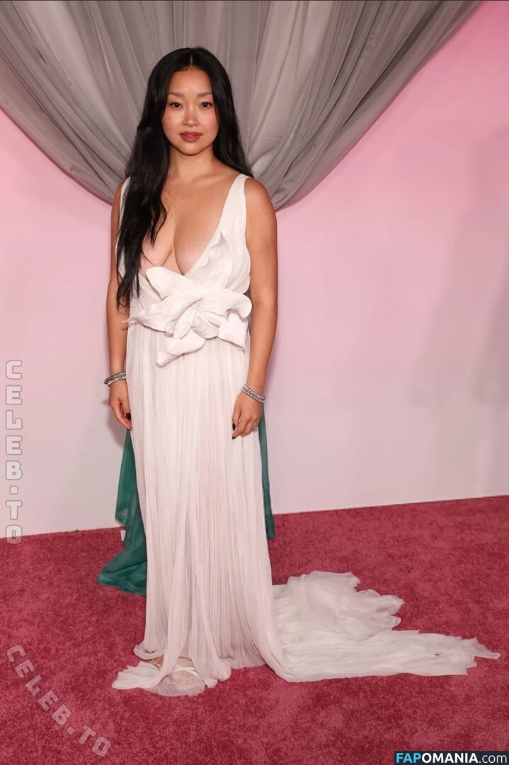 Lana Condor / https: / lanacondor Nu OnlyFans  Photo fuitée #4