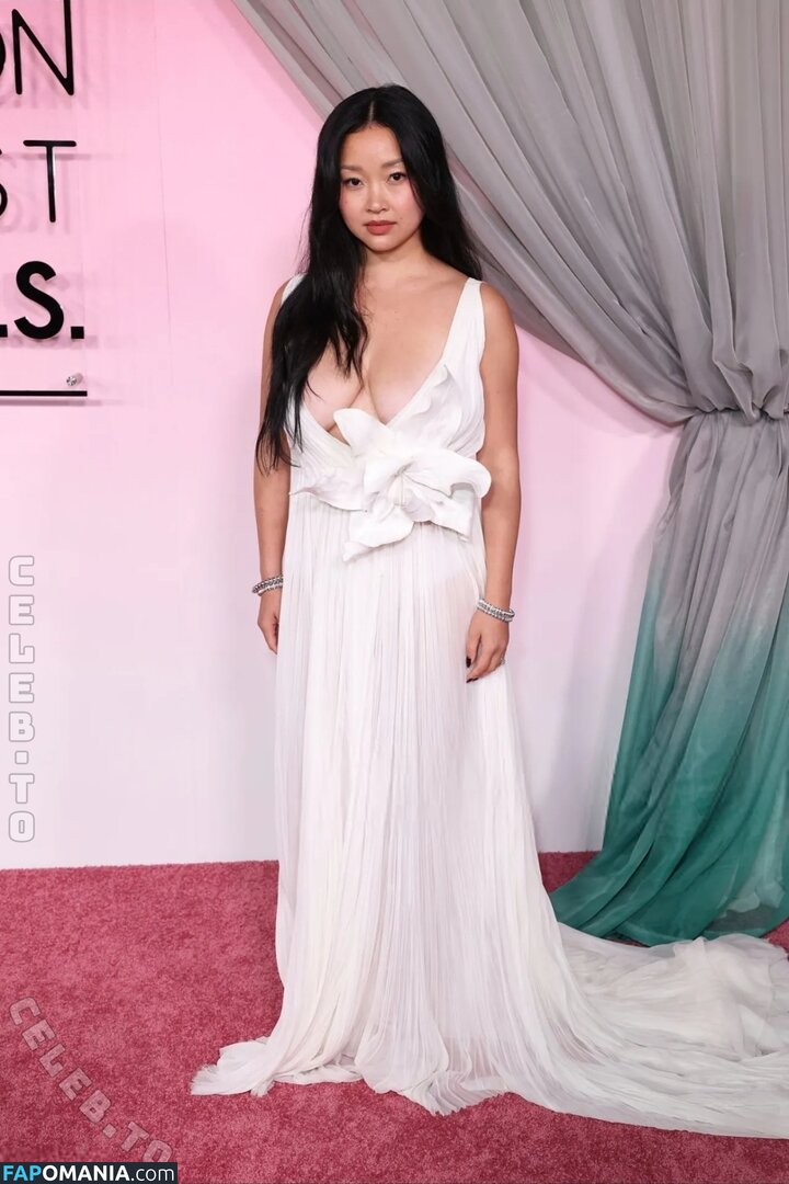 Lana Condor / https: / lanacondor Nu OnlyFans  Photo fuitée #5