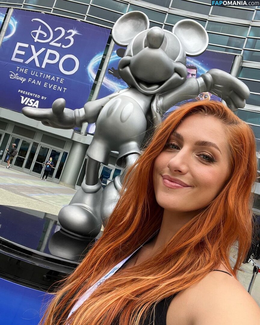 Lara Loft / Lara_Loft / laraloft Nu OnlyFans  Photo fuitée #417