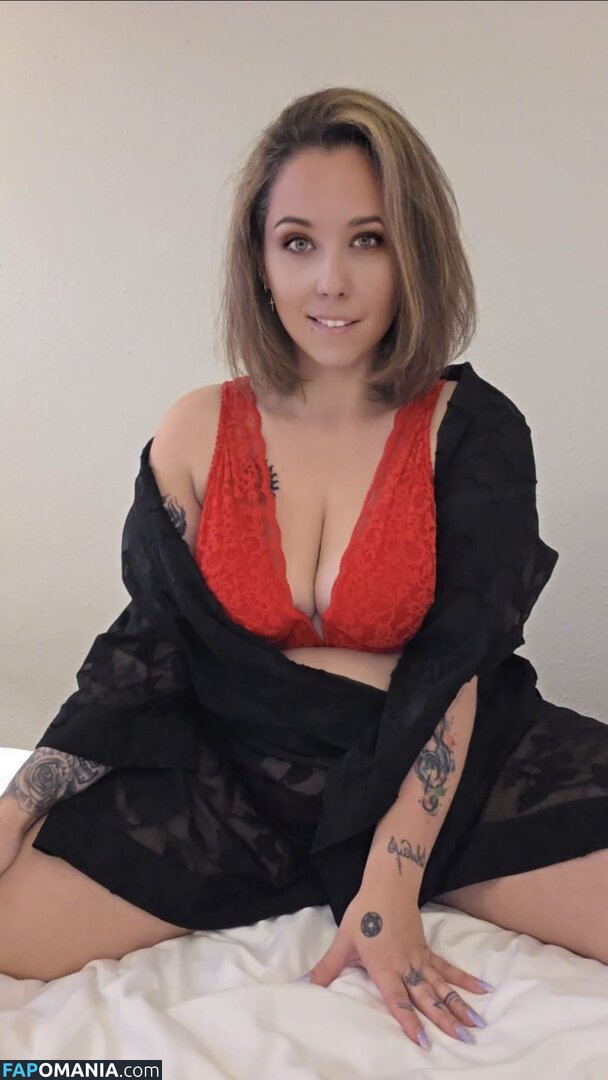 lariarussell / ryanfirst1 Nu OnlyFans  Photo fuitée #1