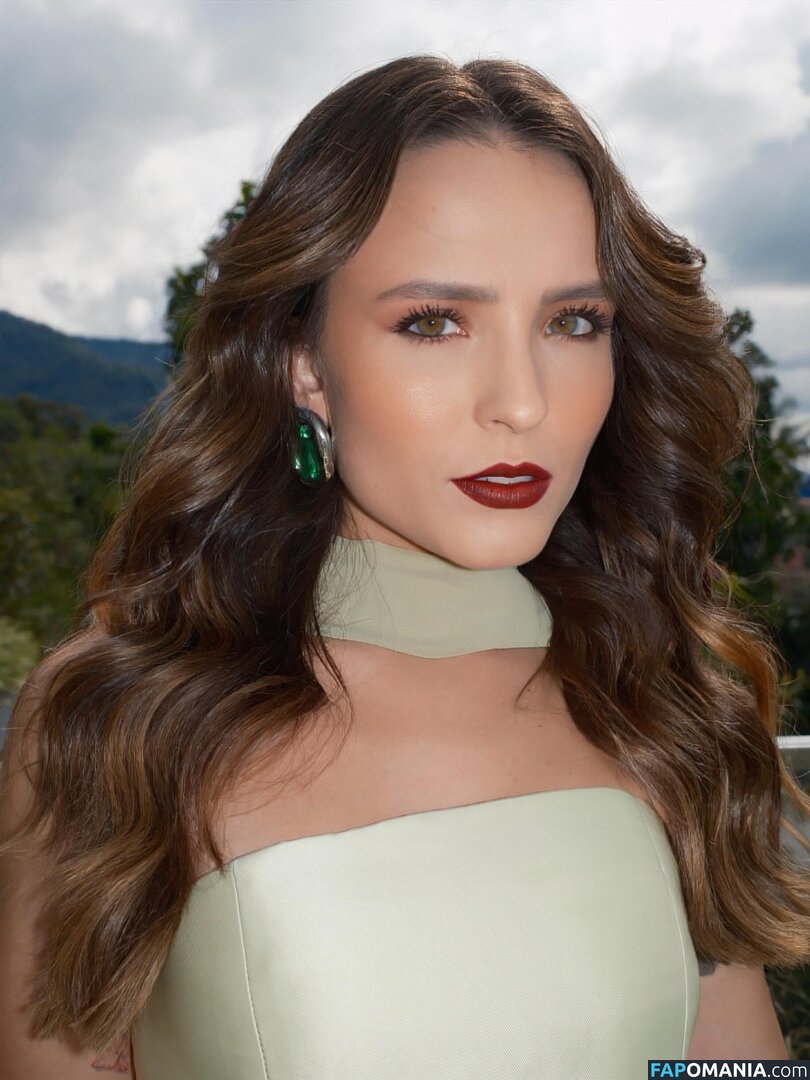 Larissa Manoela / https: / larimanoela / larissamanoela Nu OnlyFans  Photo fuitée #676