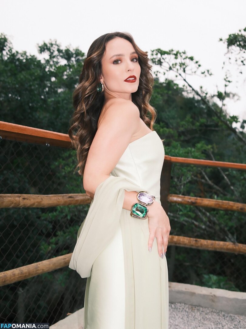 Larissa Manoela / https: / larimanoela / larissamanoela Nu OnlyFans  Photo fuitée #680