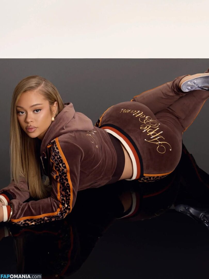 Latto / https: / latto777 Nu OnlyFans  Photo fuitée #370