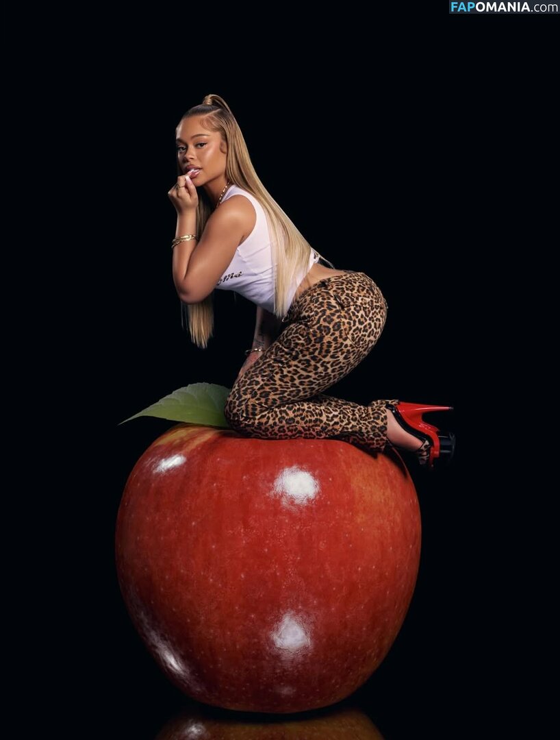 Latto / https: / latto777 Nu OnlyFans  Photo fuitée #375