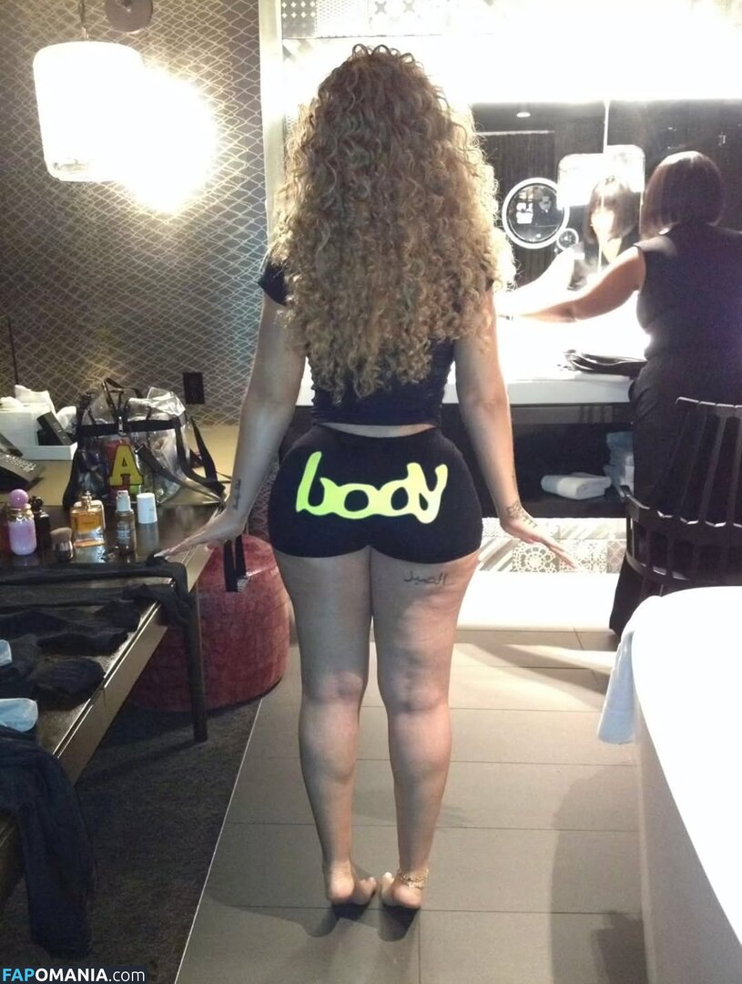 Latto / https: / latto777 Nu OnlyFans  Photo fuitée #384