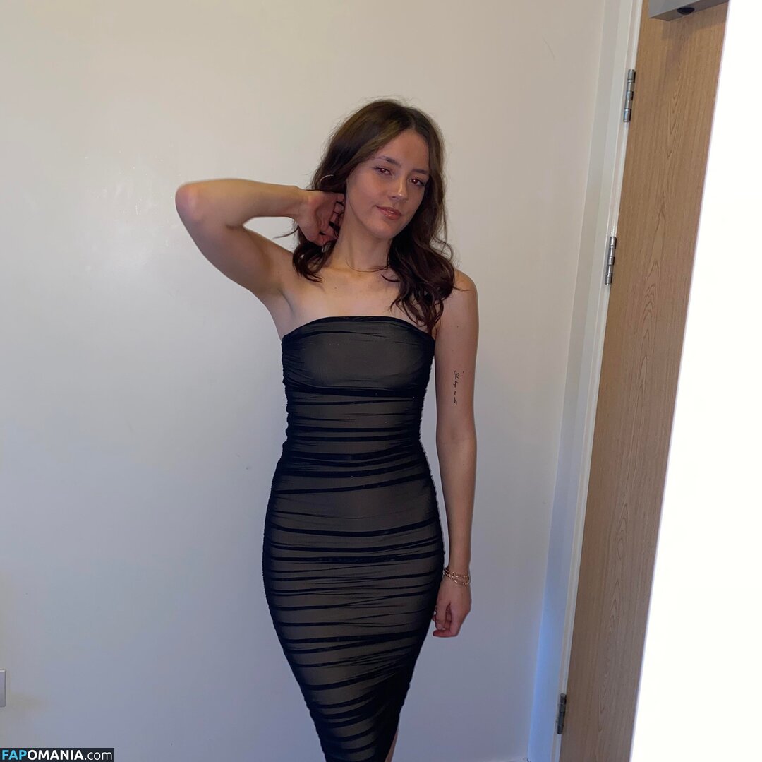 Laura Wilshaw / https: Nu OnlyFans  Photo fuitée #2