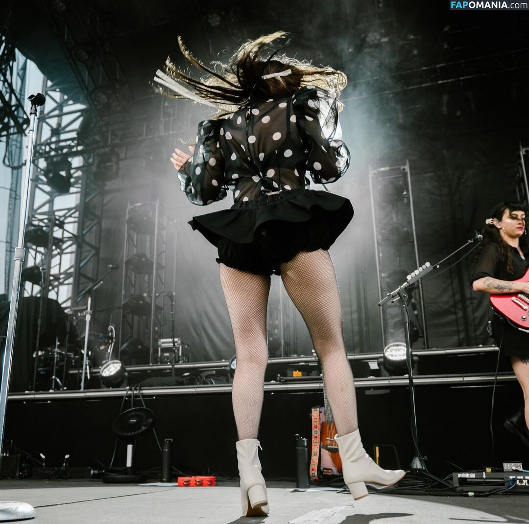 Lauren Mayberry / laurenevemayberry Nu OnlyFans  Photo fuitée #114