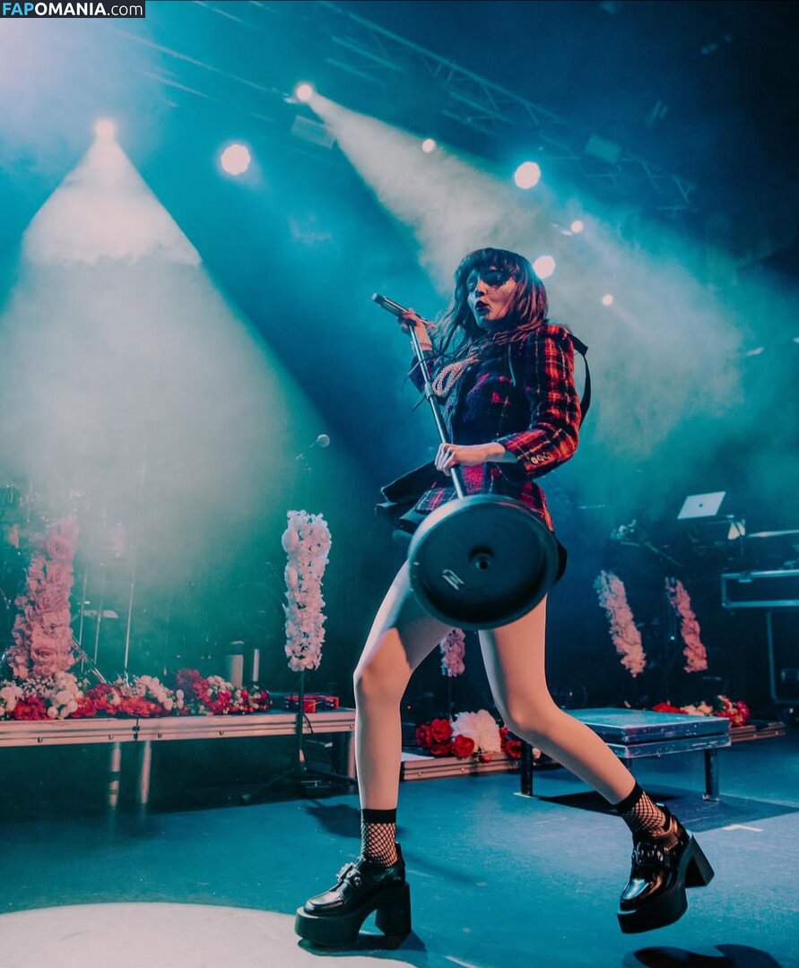 Lauren Mayberry / laurenevemayberry Nu OnlyFans  Photo fuitée #357