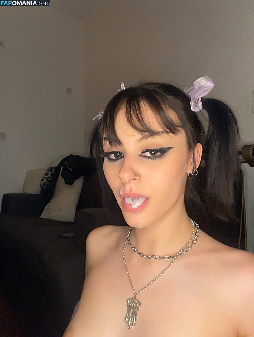 harleysbathwater / hazel_nuts666 / lavenderhayz / lavenderhazecreations Nu OnlyFans  Photo fuitée #13