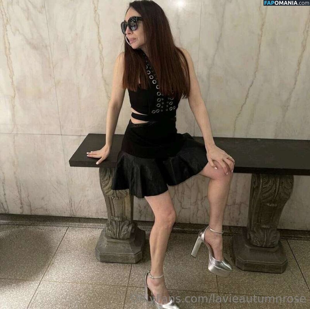 Lavieautumnrose Nu OnlyFans  Photo fuitée #5