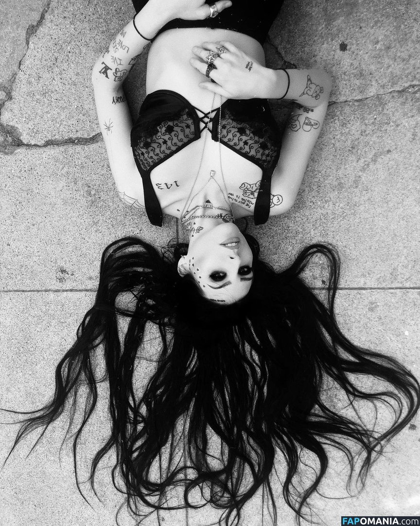 Layla Shapiro / Toopoor Nu OnlyFans  Photo fuitée #2