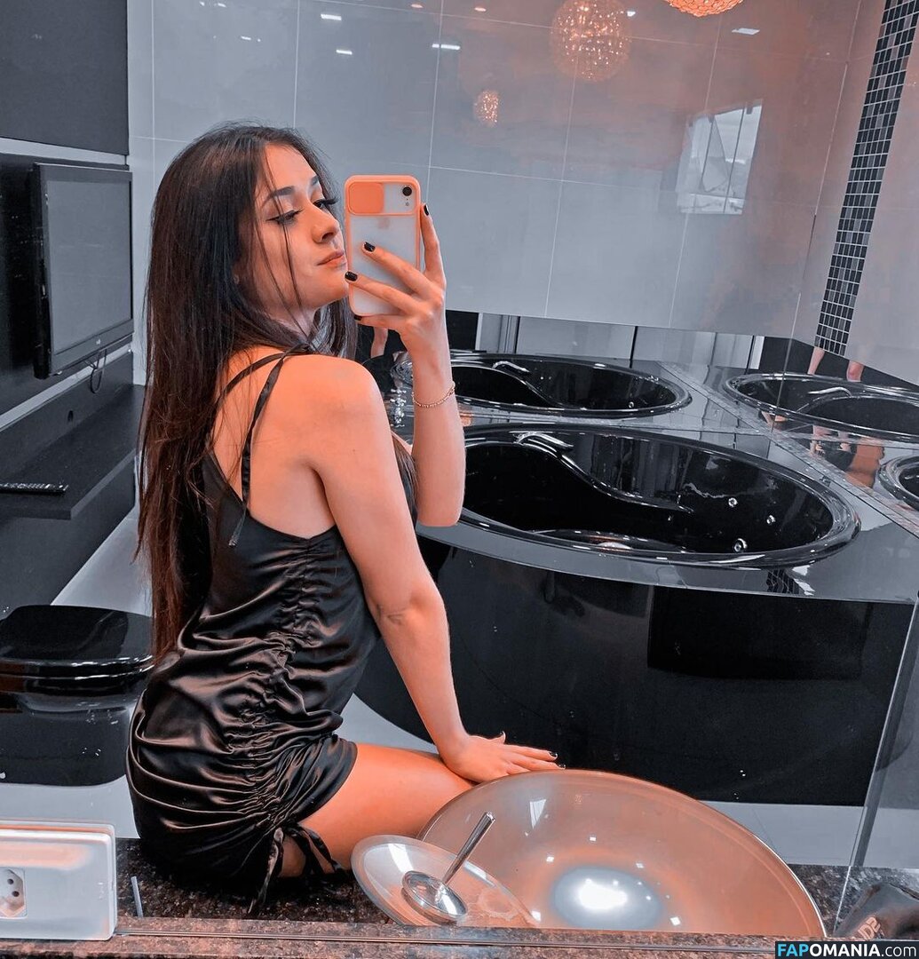 Laysa Gardini / laysagardini_ Nu OnlyFans  Photo fuitée #1