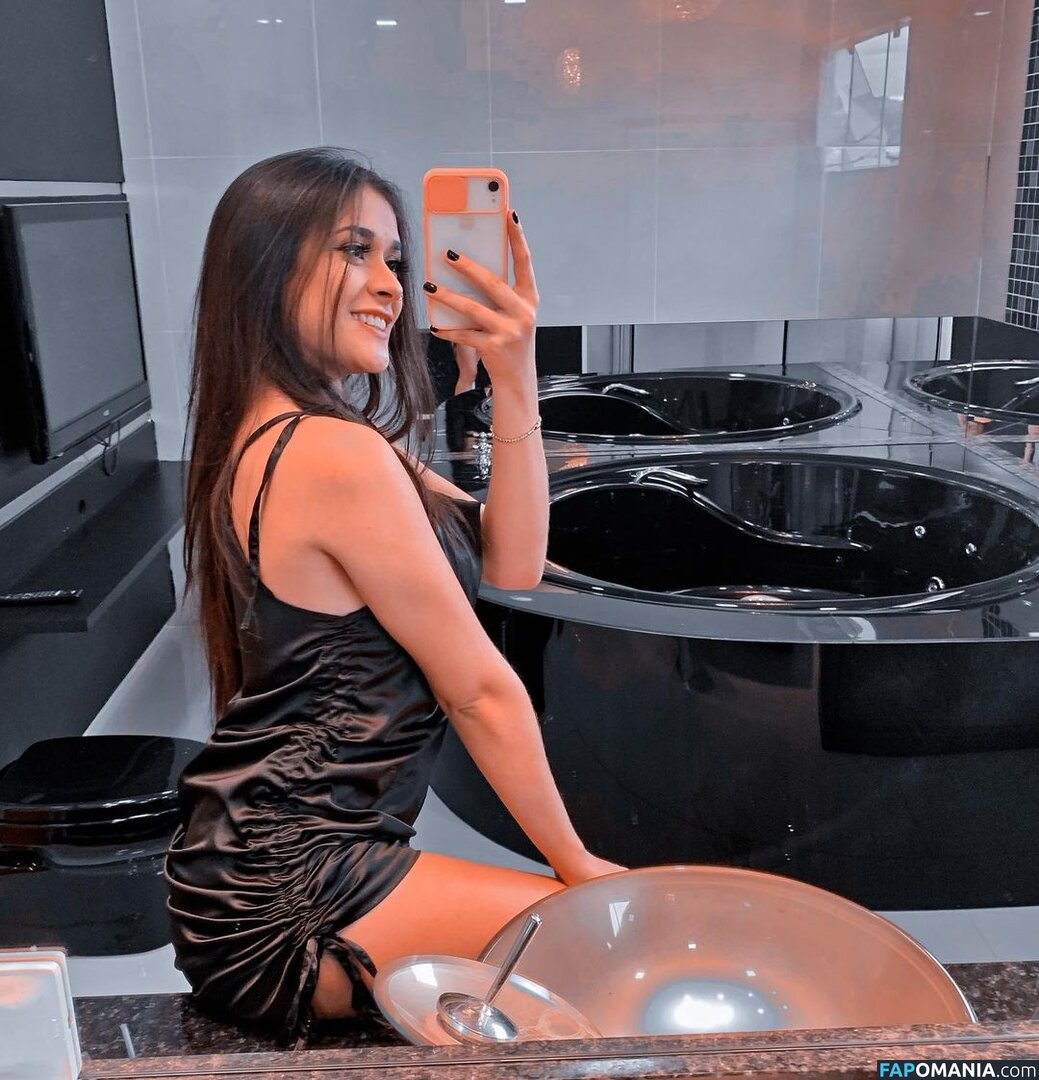 Laysa Gardini / laysagardini_ Nu OnlyFans  Photo fuitée #5