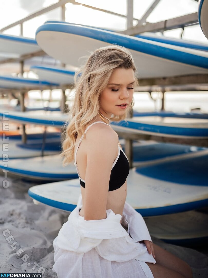 Lea Peach / Looskanal / lea / wifiloo_m Nu OnlyFans  Photo fuitée #798