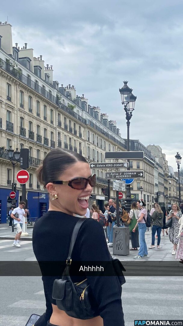 Leah Halton / leahhalton_ Nu OnlyFans  Photo fuitée #341